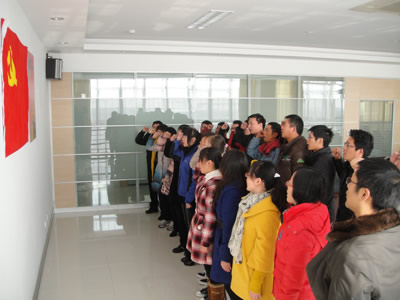 我公司召開2011年預(yù)備黨員轉(zhuǎn)正會(huì)議